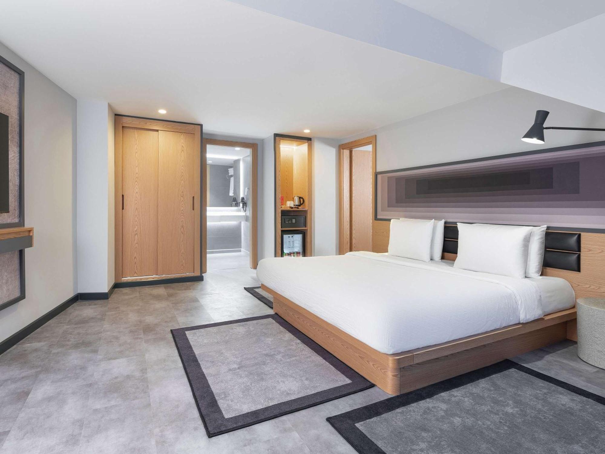 Ibis Istanbul Sisli Hotel Exterior photo