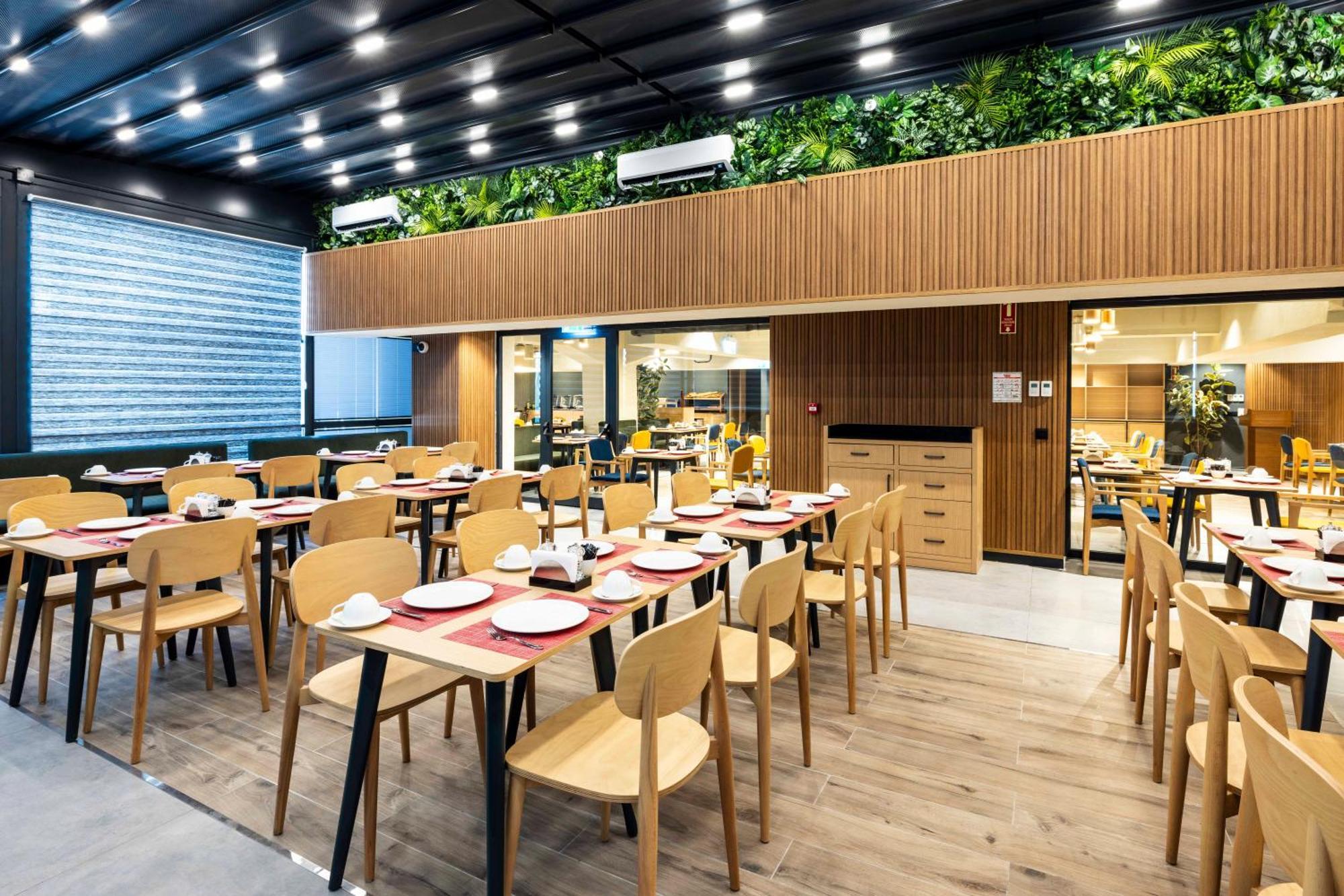 Ibis Istanbul Sisli Hotel Exterior photo